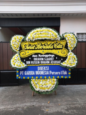 Papan Bunga Duka di Pantoloan Boya